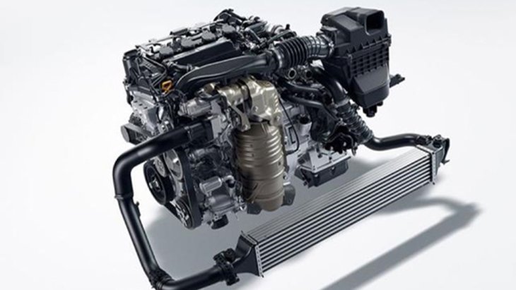 Honda Civic 2019 มาพร้อมกับเครื่องยนต์ที่มีให้เลือกถึง 2 รูปแบบโดยในรุ่น 1.8 i-VTEC ได้รับการติดตั้งเครื่องยนต์เบนซินเทอร์โบ SOHC 4 สูบ 16 วาล์ว i-VTEC ขนาด 1.8 ลิตร ส่วนในรุ่น 1.5 VTEC Turbo ได้รับการติดตั้งเครื่องยนต์เบนซิน 4 สูบ 16 วาล์ว DOHC VTEC