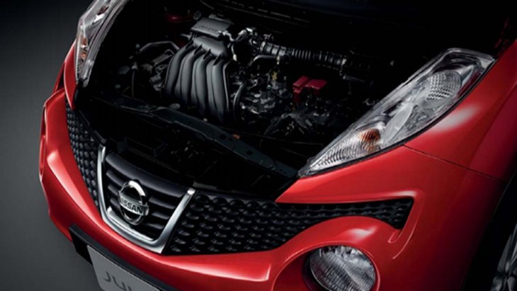 Nissan Juke มากับขุมพลังเครื่องยนต์ HR 16 DOHC 4 สูบ 16 วาว์ล Twin C-VTC ขนาด 1.6 ลิตร ให้กำลังสูงสุด 116 แรงม้า ที่ 5,600 รอบ/นาที แรงบิดสูงสุด 154 นิวตัน-เมตร ที่ 4,000 รอบ/นาที จับคู่กับระบบเกียร์อัตโนมัติ Xtronic CVT 