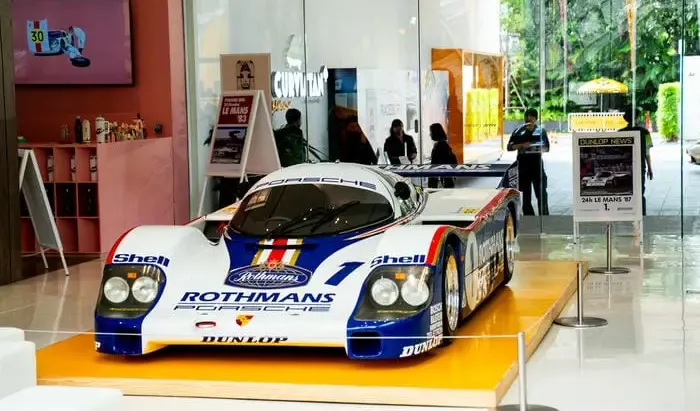รถในตำนานอย่าง Porsche 956 LH ส่งตรงจาก Porsche Museum จัดแสดงที่ Curvistan Bangkok Curvistan Bangkok เผยโฉมนิทรรศการใหม่ ‘Raceborn’ ฉลอง 1 ปี ถ่ายทอดจิตวิญญาณมอเตอร์สปอร์ตของ Porsche