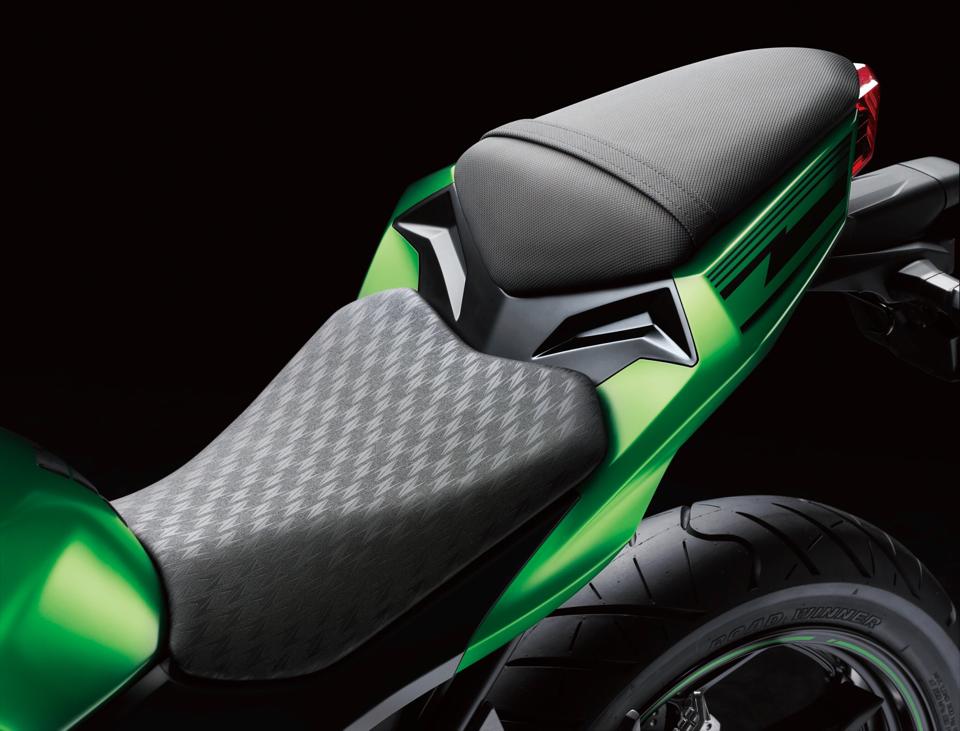 ปั้นท้าย Z300 ปั้นท้าย Z300