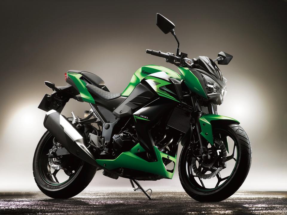 Z300 เต็มๆ คัน Z300 เต็มๆ คัน