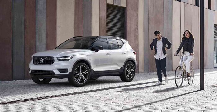 Xc40 hybrid 2024 r design